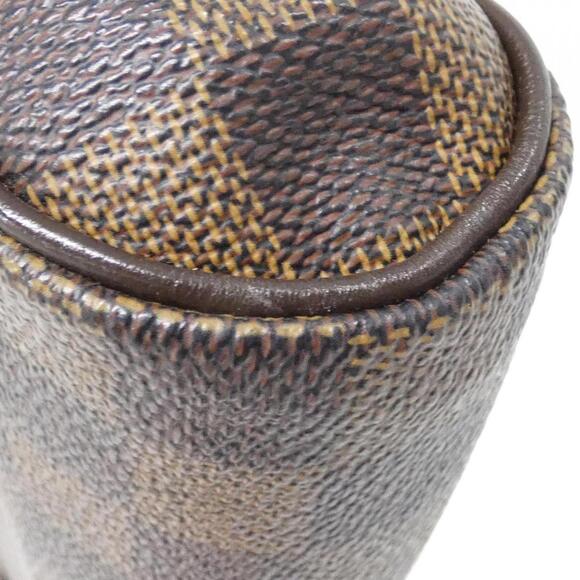 LOUIS VUITTON Authentic Brown Damier Shoulder Bag